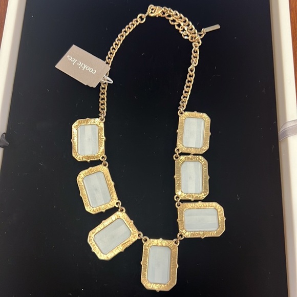 Matte Gold Tone Zebra Strip Chunky Necklace by Cookie Lee #10987 - Picture 8 of 8